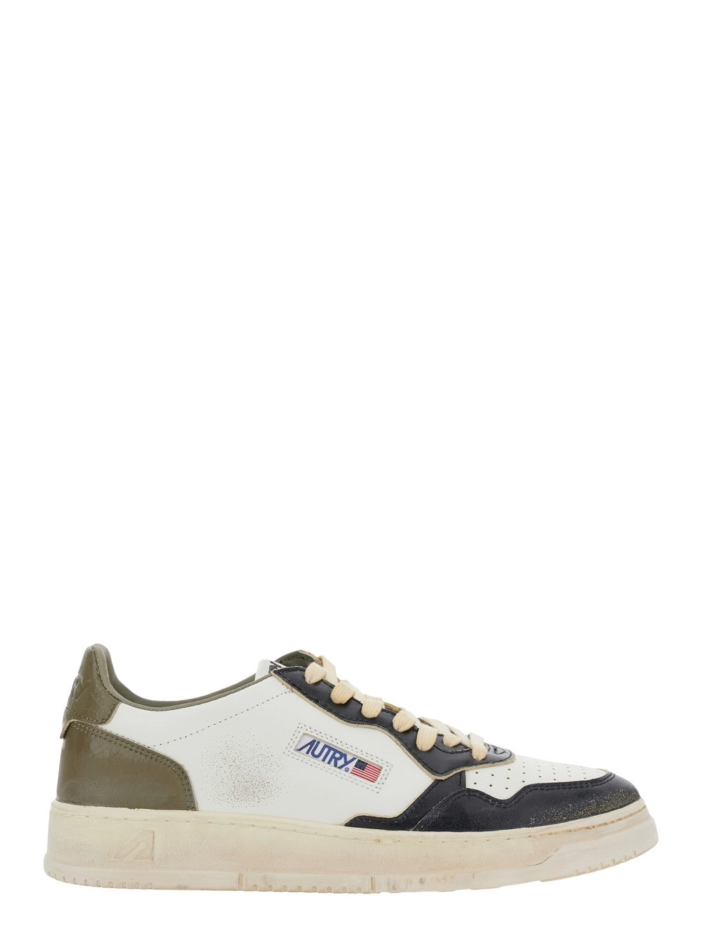 Weiße Sneakers "Medalist Low Vintage" mit kontrastfarbener Fersenlasche aus Leder Herren