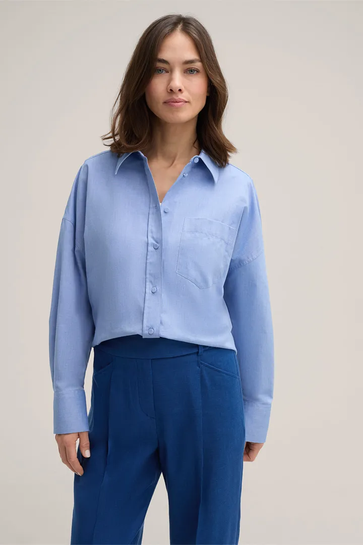 Baumwoll-Oxford-Hemdbluse in Hellblau