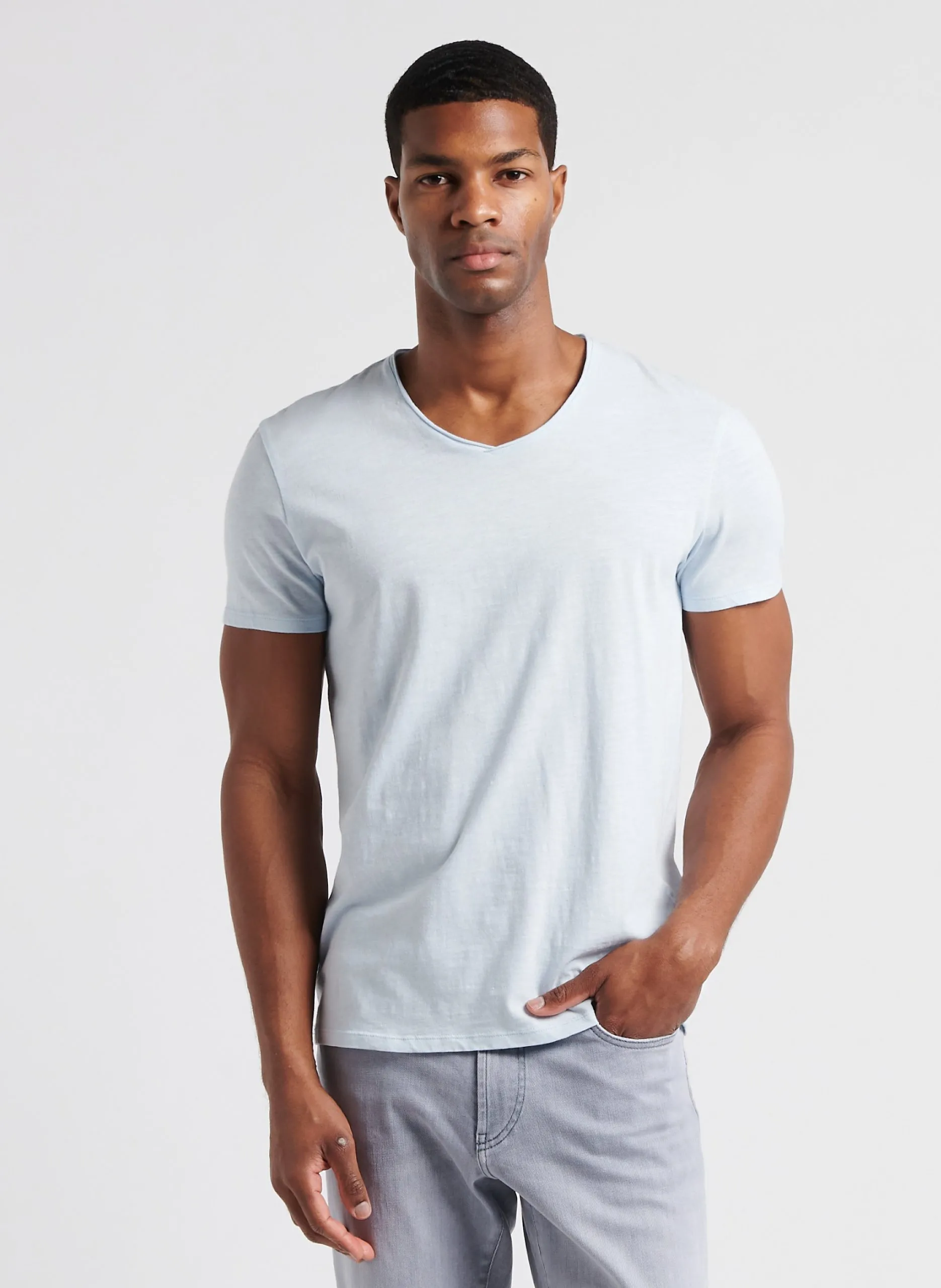 T-Shirt aus geflammter Bio-Baumwolle mit V-Ausschnitt Blau