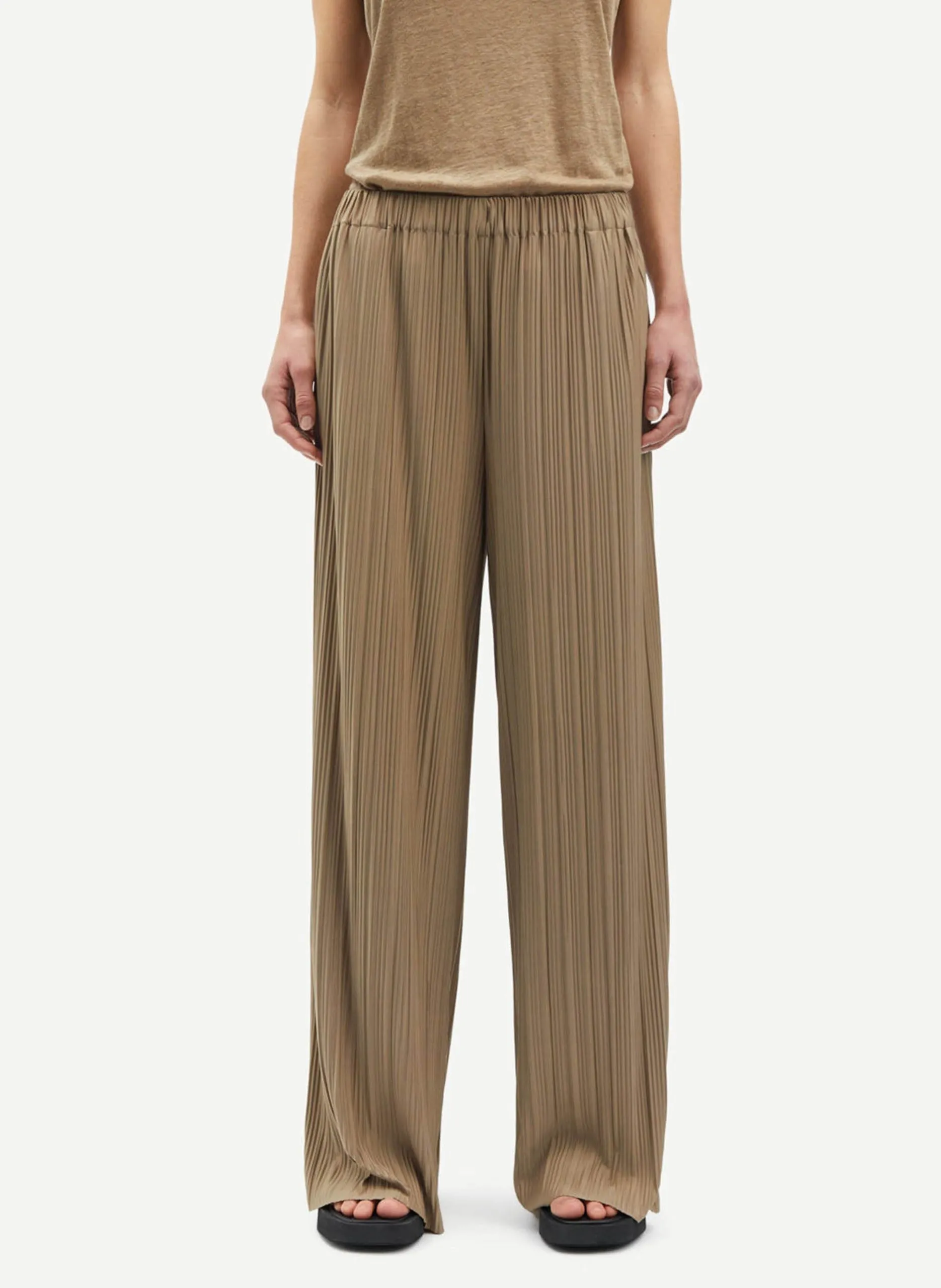 Weite Plisseehose Grun UMA