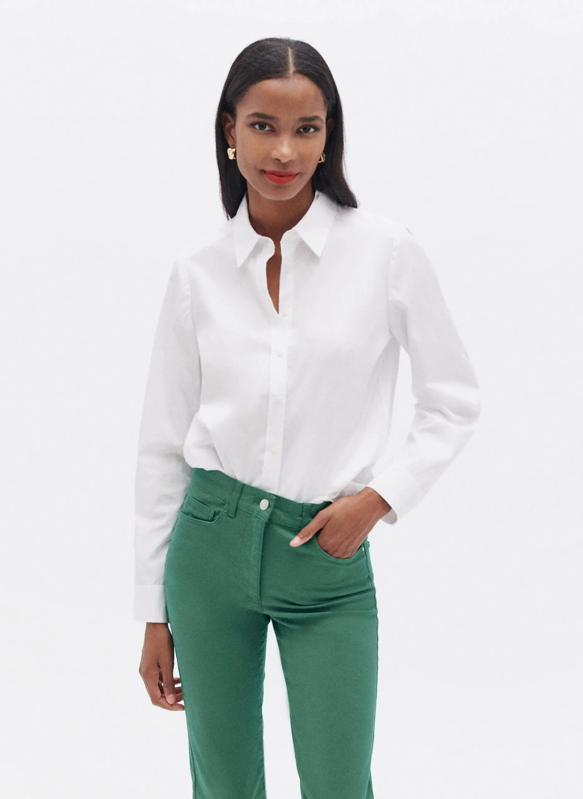 Figurbetonte Baumwollbluse mit klassischem Kragen Weiss 232C-BRENDA2