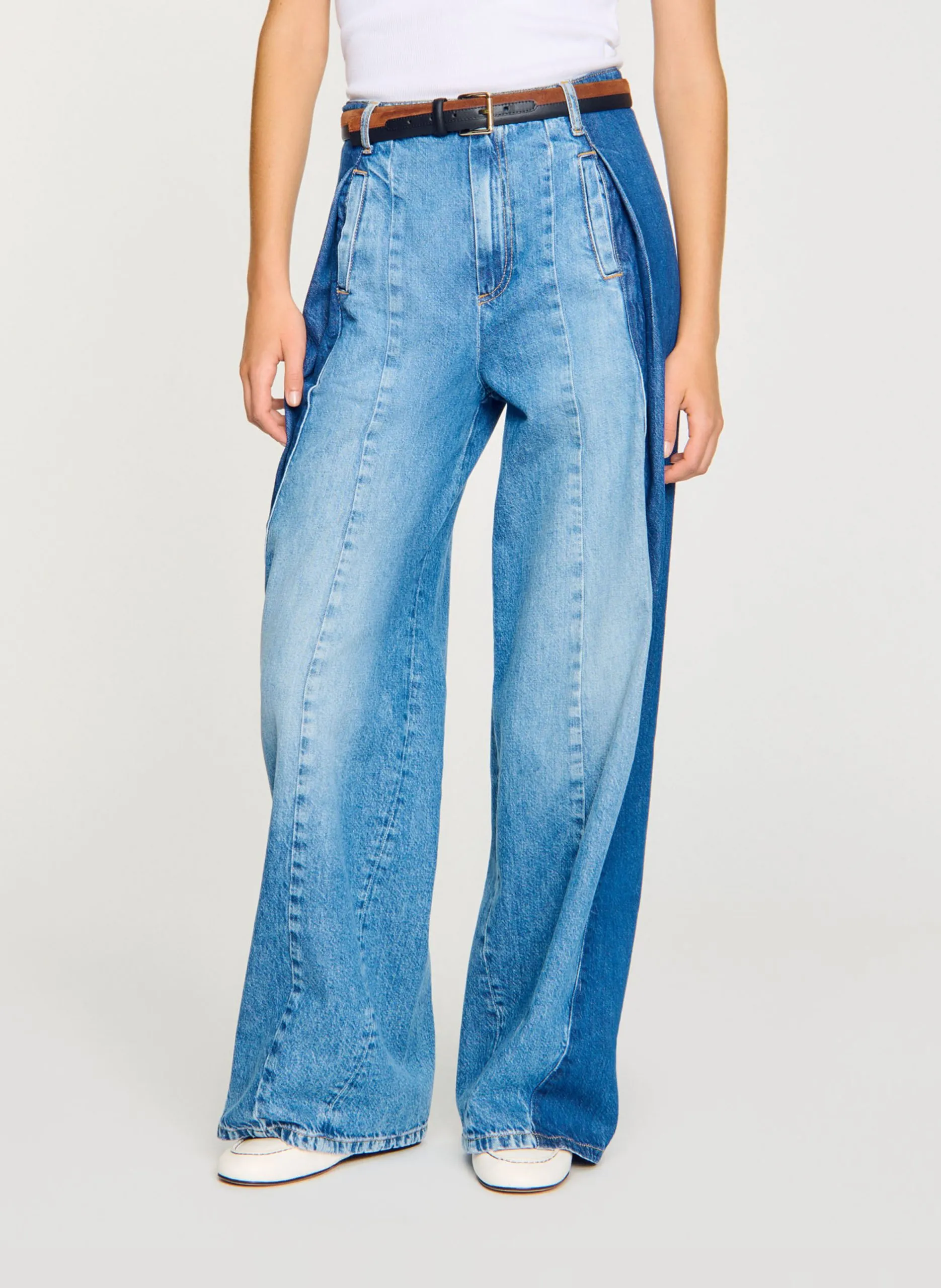 Weite Jeans mit Baumwolleinsätzen Blau