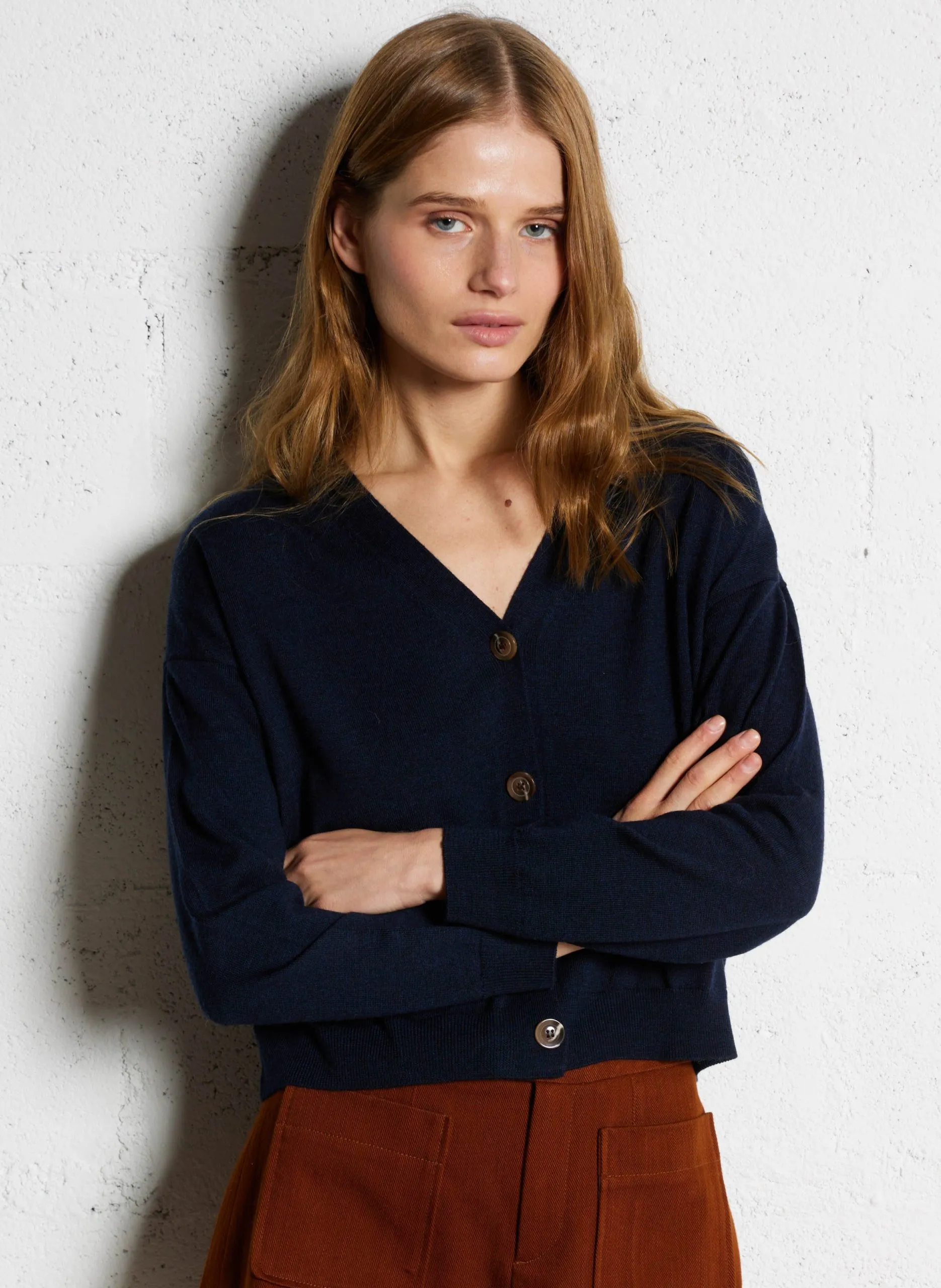 Geknöpfte Strickjacke aus Wolle Blau IDEM