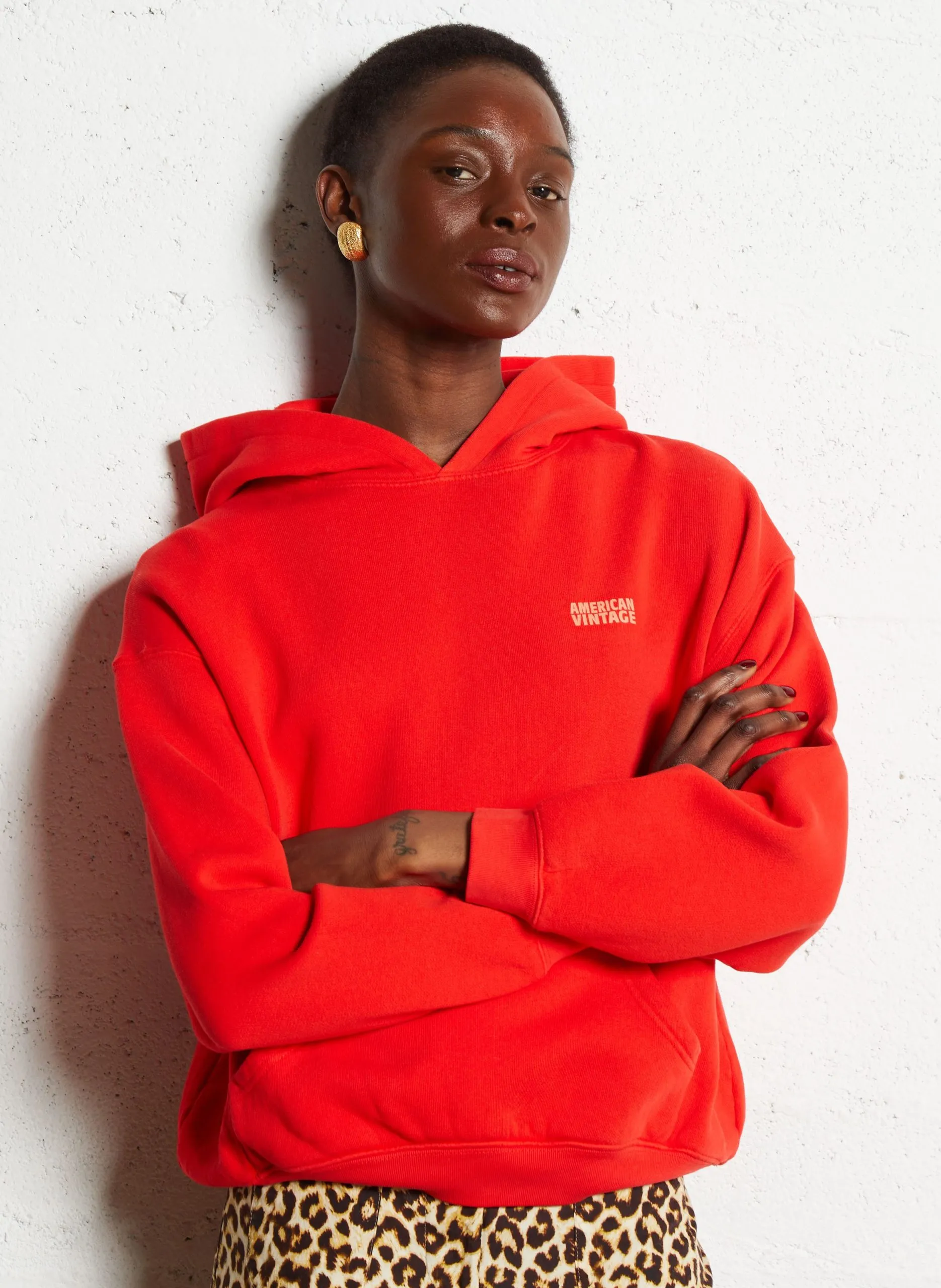 Weites Kapuzensweatshirt aus Baumwolle Rot IZUBIRD