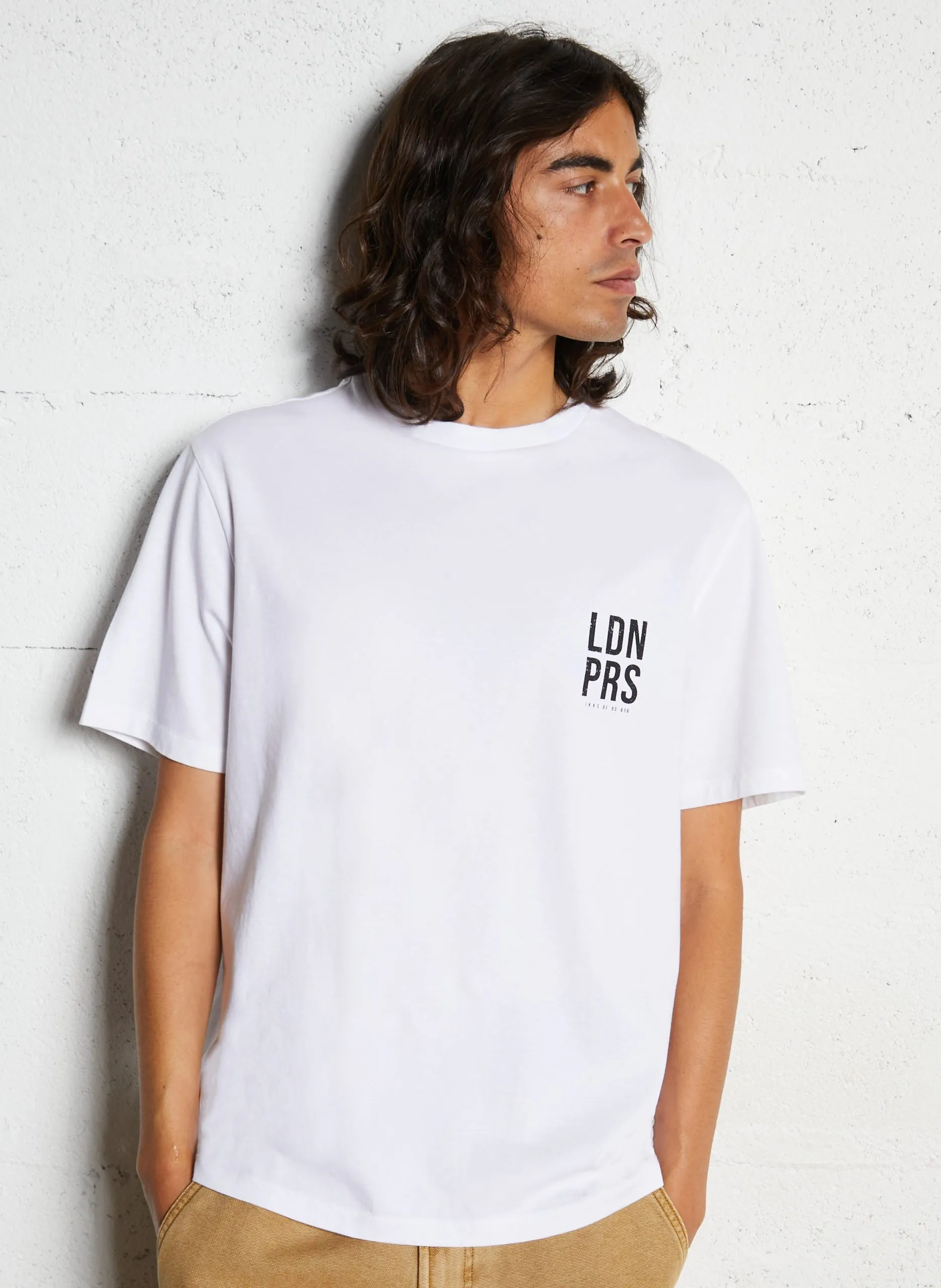 T-Shirt mit geradem Schnitt und großem Rückenprint Weiss