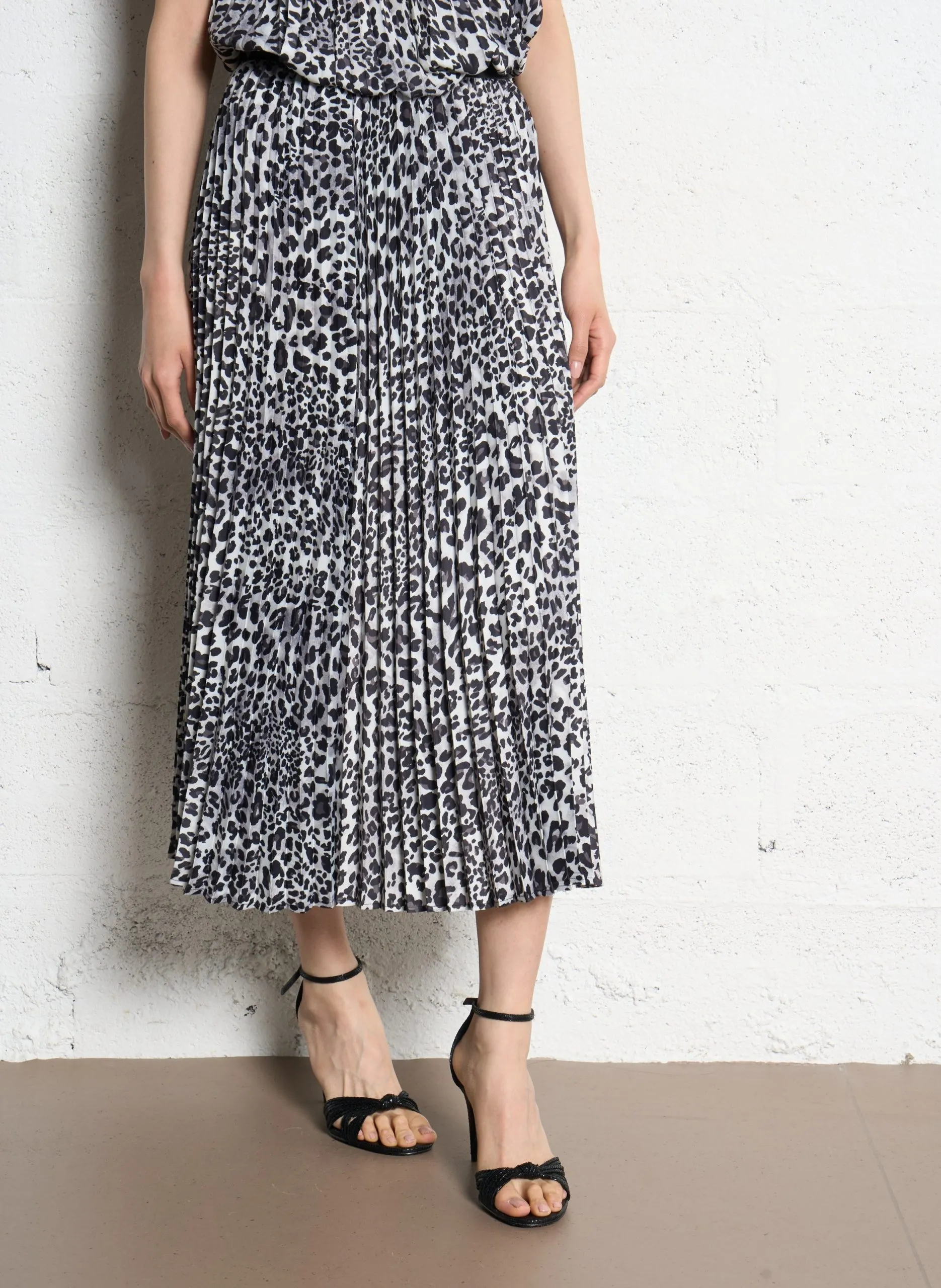 Ausgestellter Midi-Rock Grau