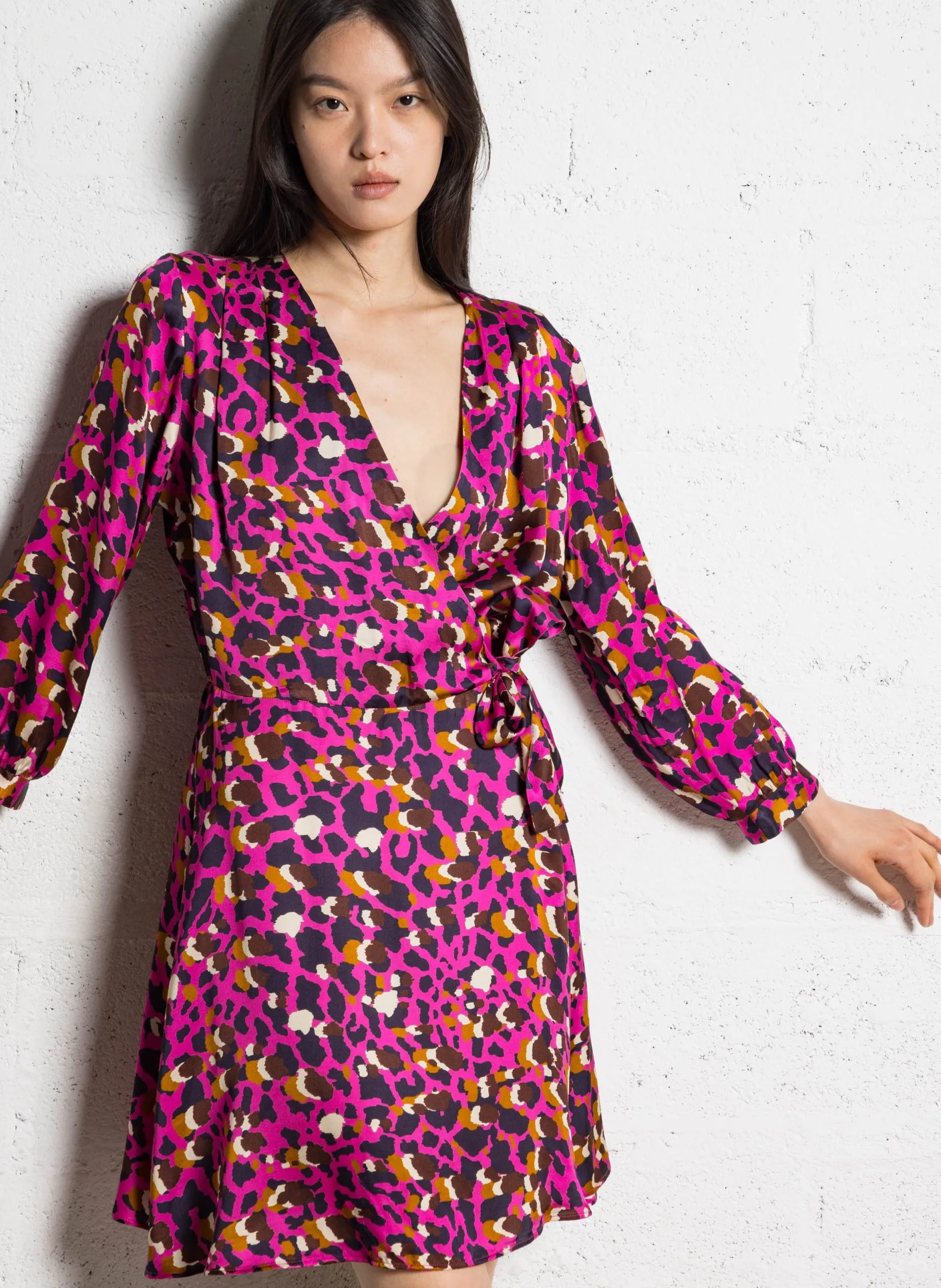 Kleid aus Krepp Rosa