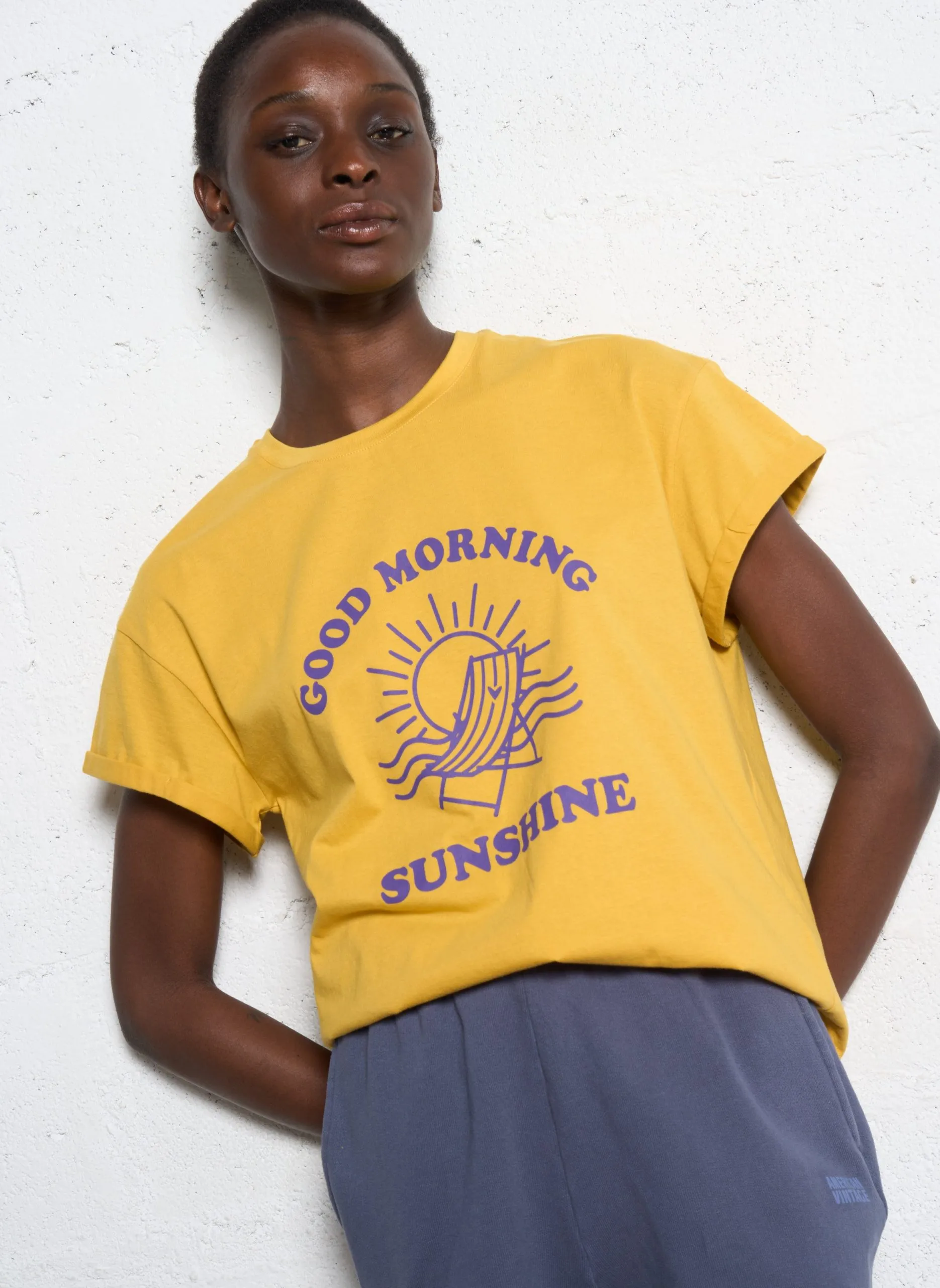 Gerade geschnittenes T-Shirt aus Baumwolle Gelb