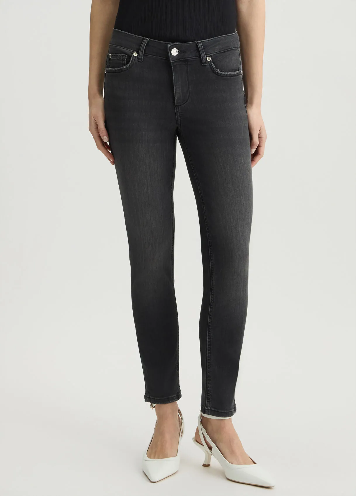 Bottom-Up Skinny-Jeans