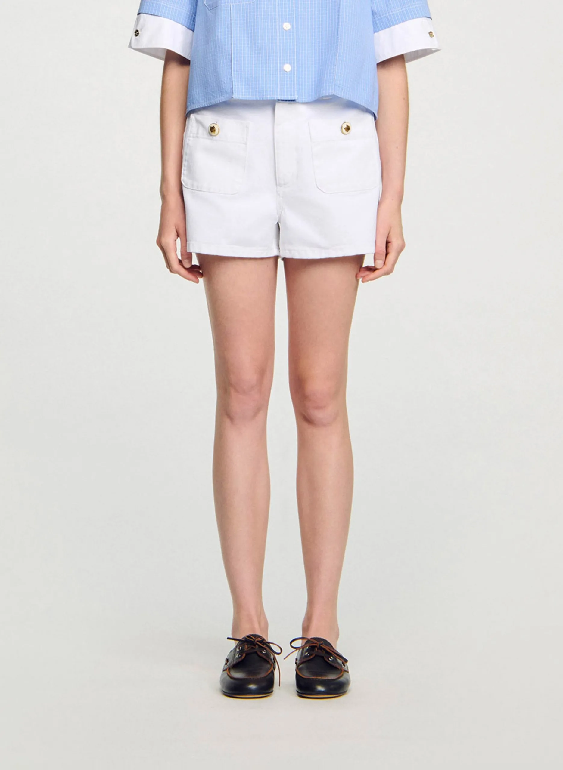 Gerade Hose mit Knopfdetails Weiss