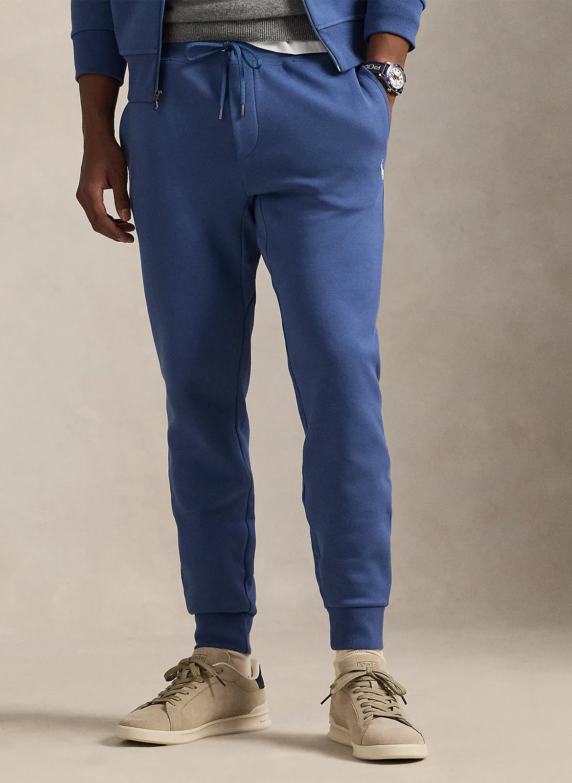 Eng anliegende Jogginghose aus Baumwoll-Mix Blau