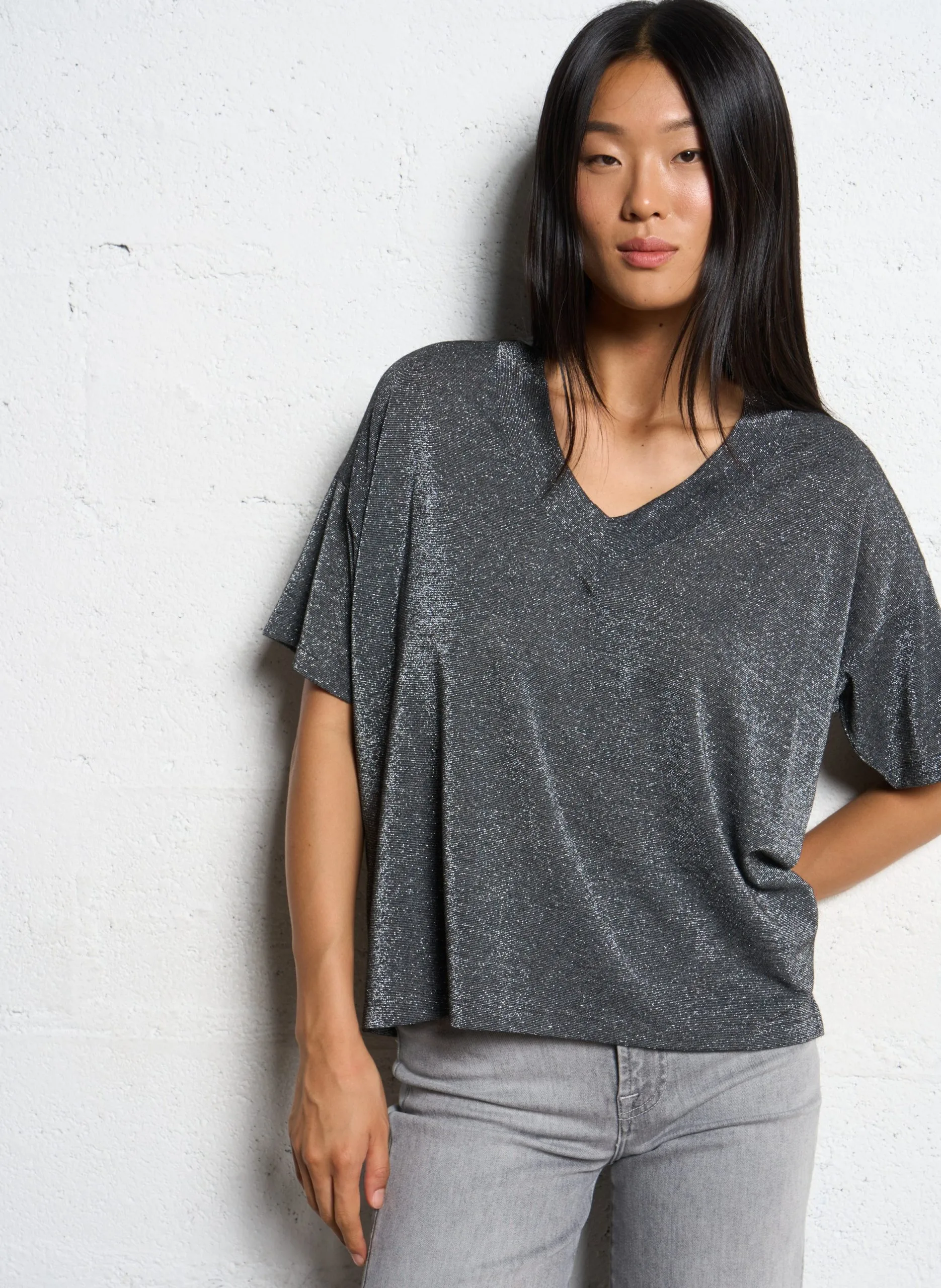 T-Shirt mit V-Ausschnitt und Pailletten Silber MILLIE