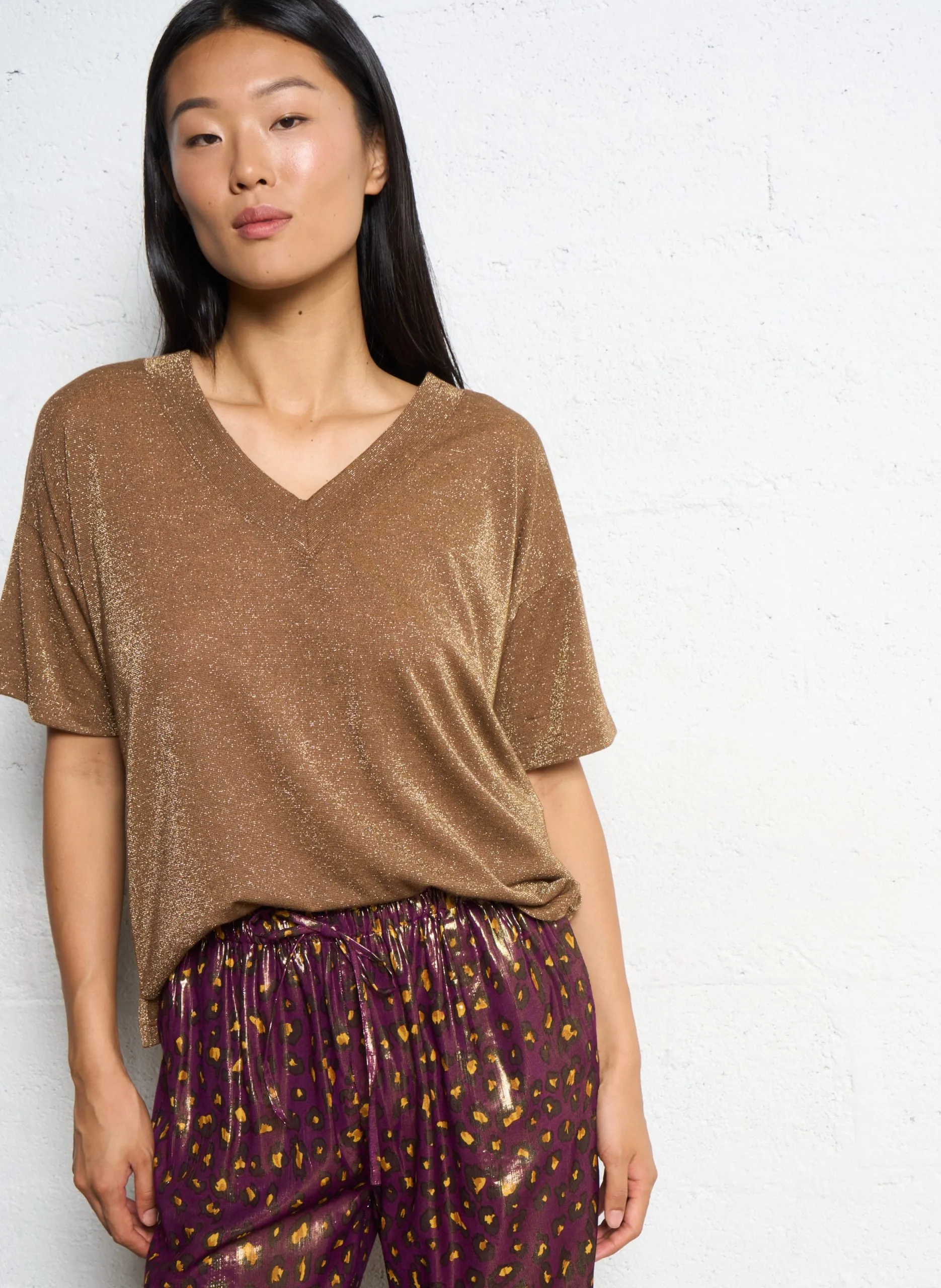 T-Shirt mit V-Ausschnitt und Pailletten Beige MILLIE