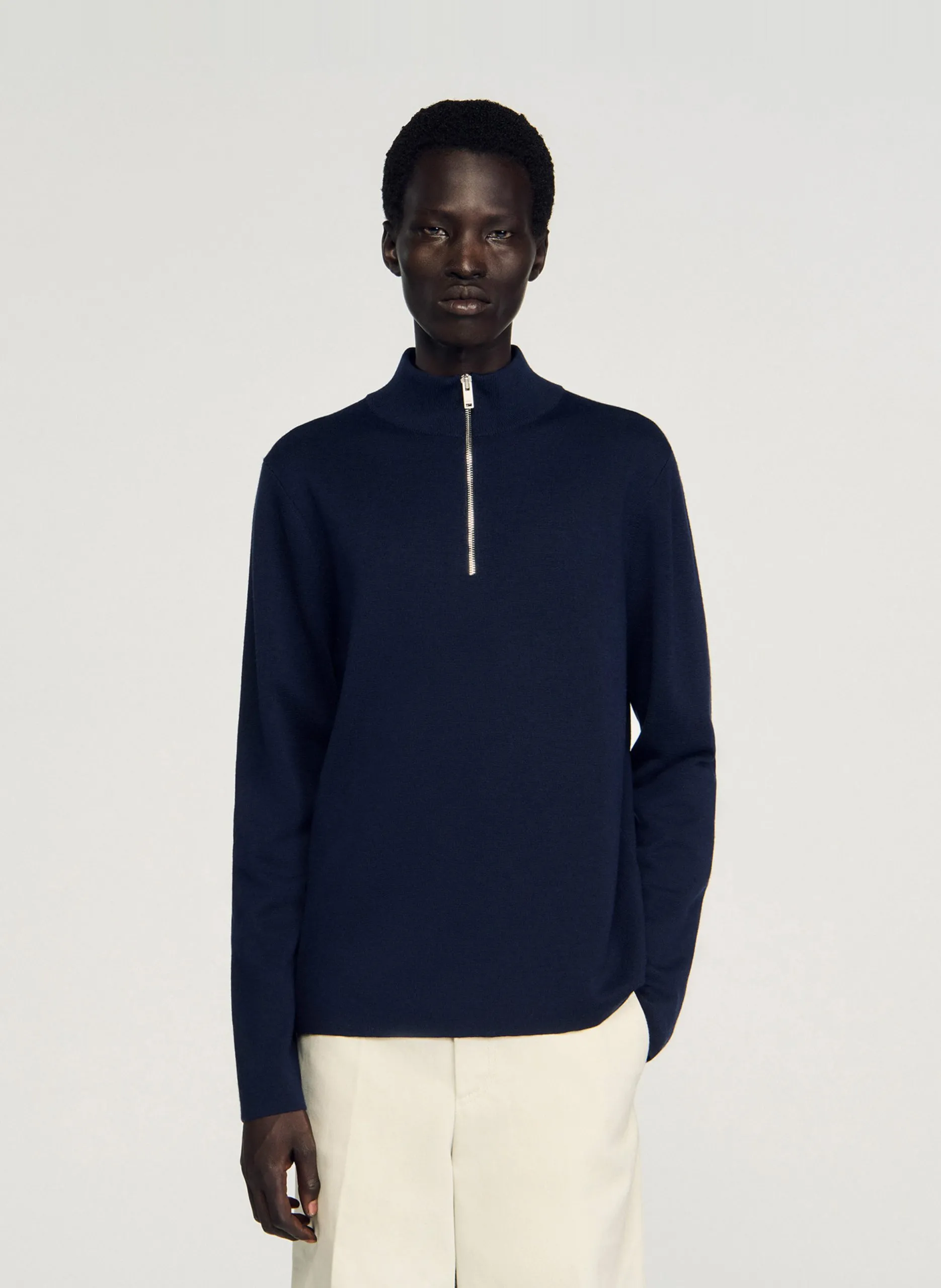 Gerade geschnittener Wollpullover mit Stehkragen und Reißverschluss Blau