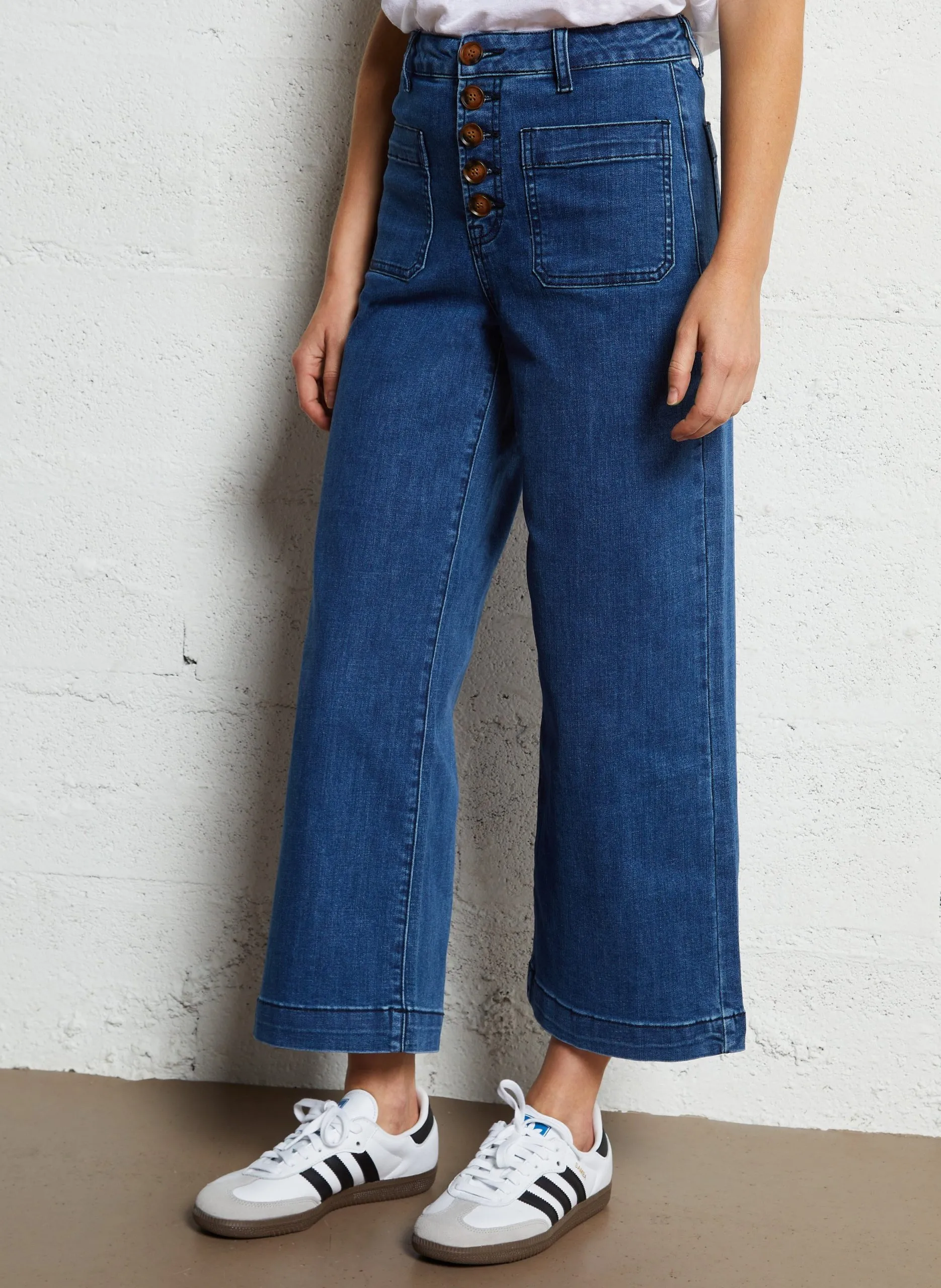 Ausgestellte High Waist Jeans Stone-bleached Jeans ATLANTA