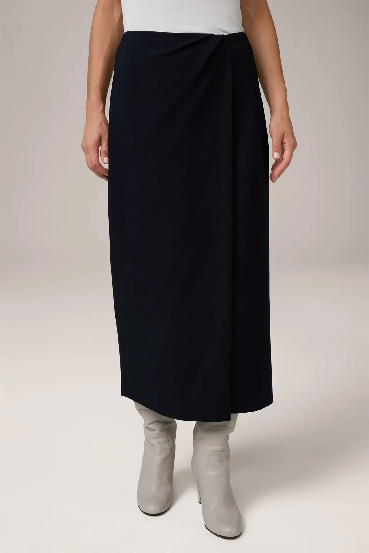 Schurwollcrêpe-Bleistift-Rock in Navy