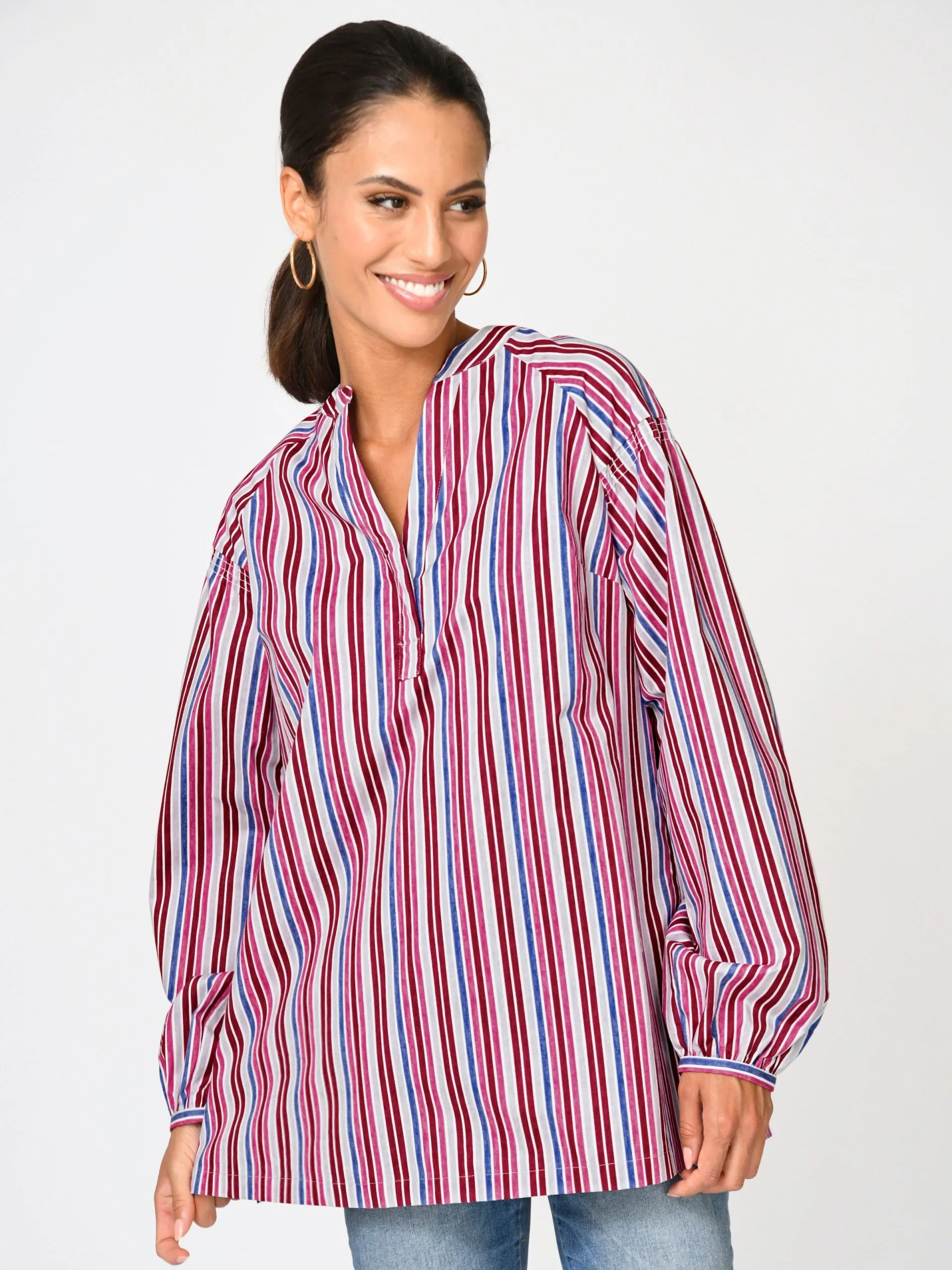 Bluse mit verschiedenfarbenen Streifen