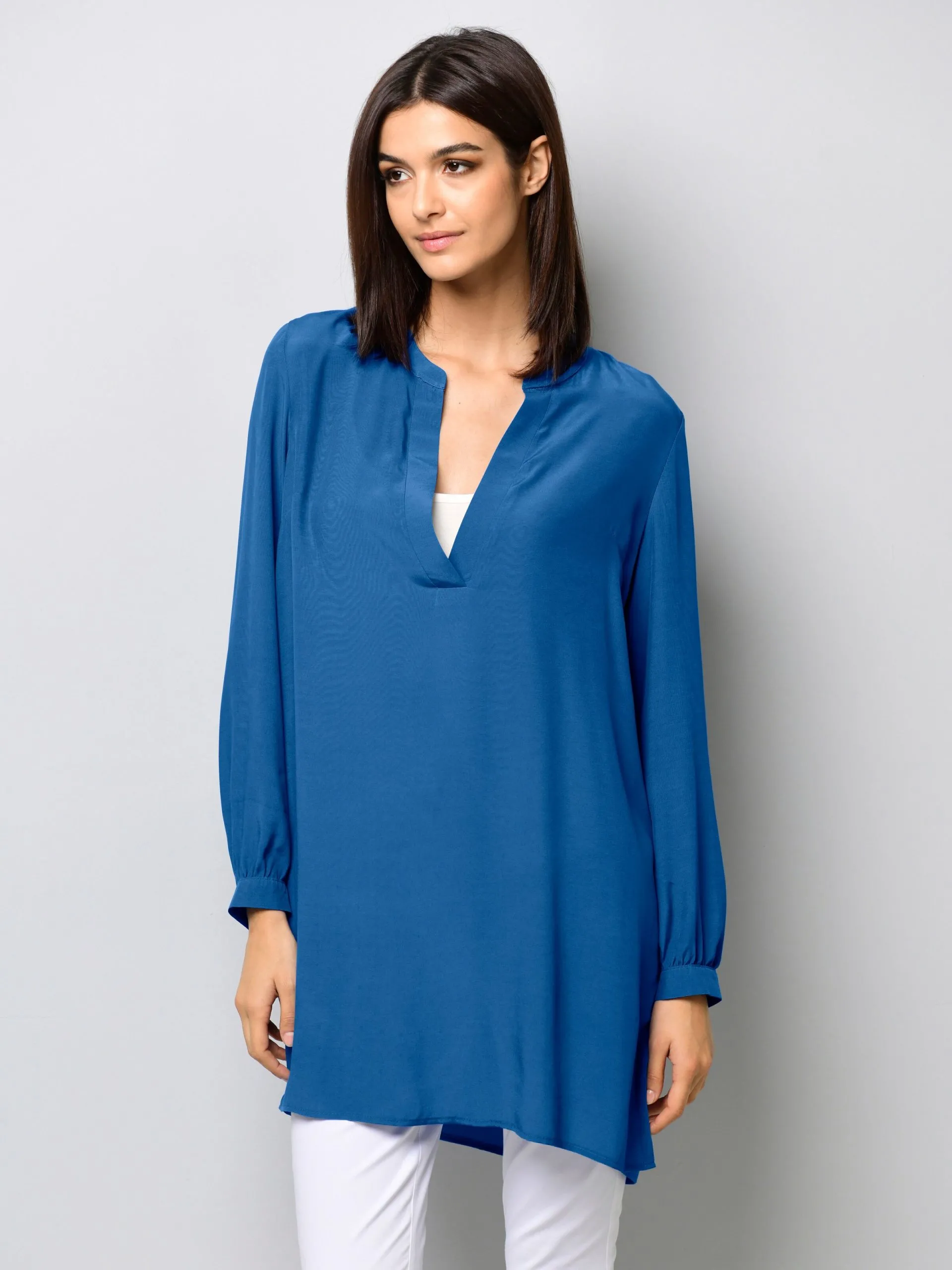 Longbluse mit V-Ausschnitt