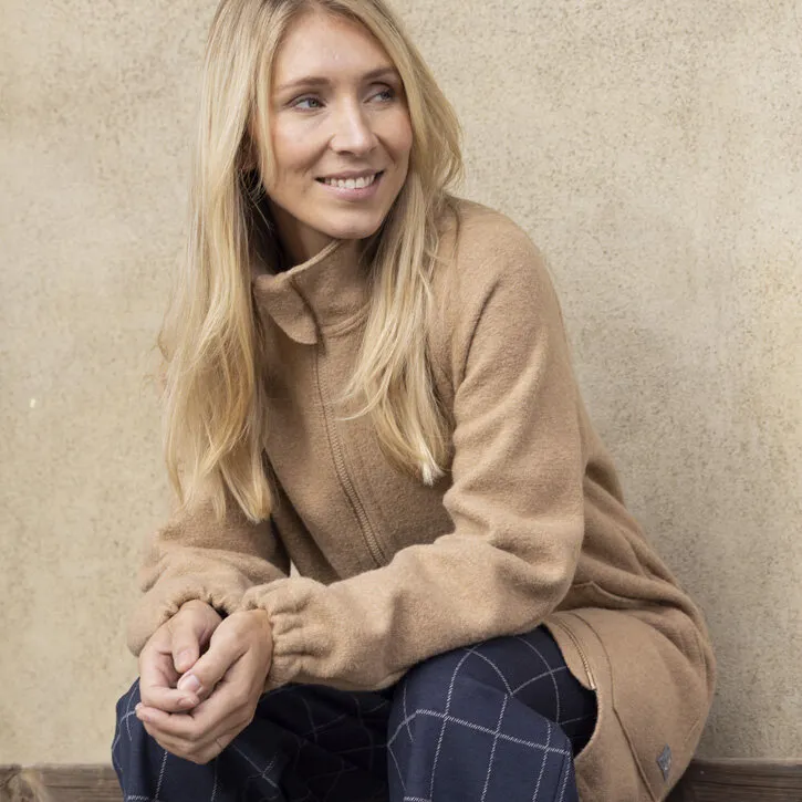 Disana Damen-Mantel aus Schurwolle kbT