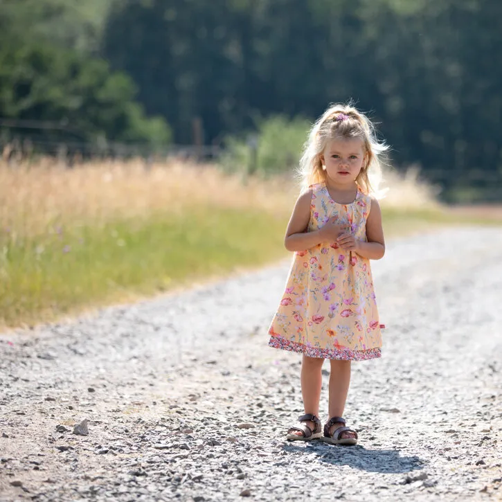 Enfant Terrible Wendekleid mit Wiesenblumen- und Blümchendruck